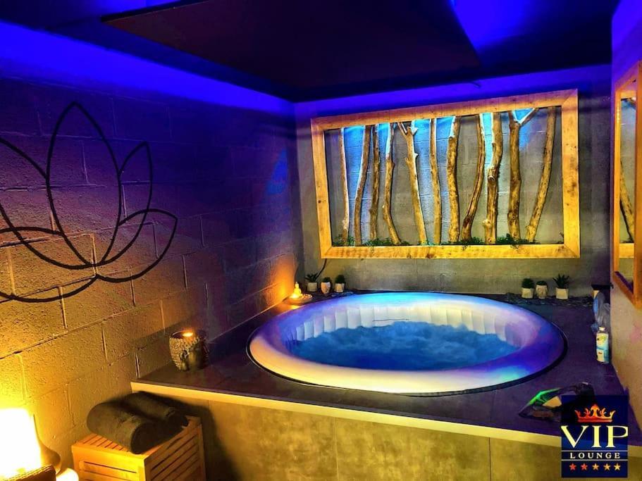 Vip Lounge Appartement Avec Jacuzzi Et Jardin Andenne Экстерьер фото