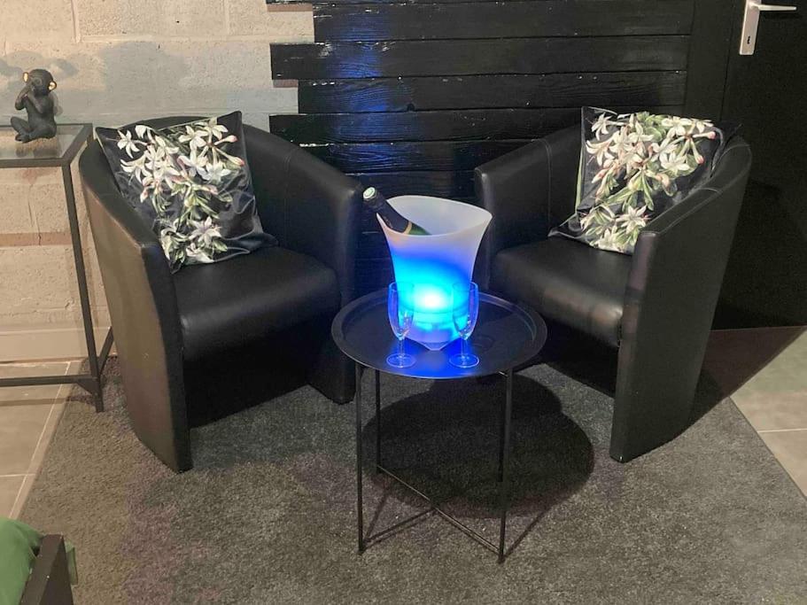 Vip Lounge Appartement Avec Jacuzzi Et Jardin Andenne Экстерьер фото